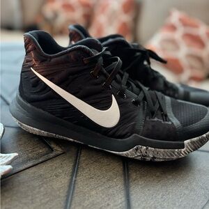 Nike Kyrie 3